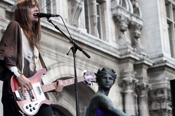 PLASTISCINES - 2010-08-06 - PARIS - Parvis de l'Hotel de Ville - 